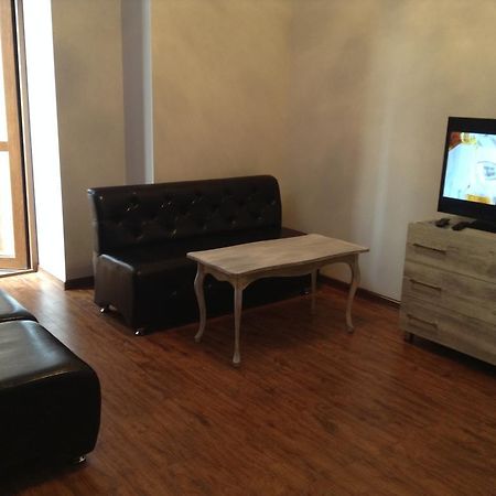 Apartment Sayat-Nova 耶烈万 客房 照片