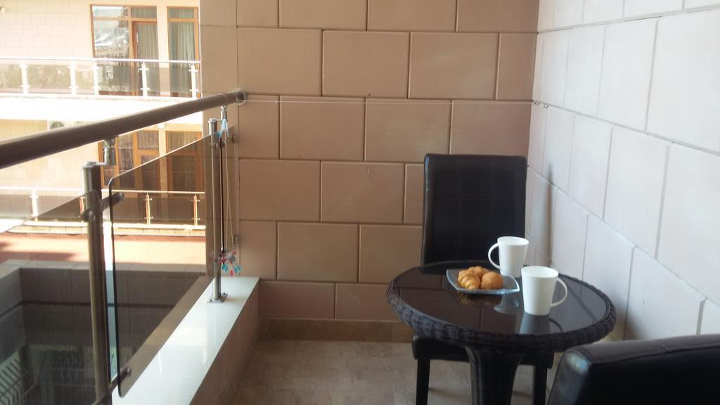 Apartment Sayat-Nova 耶烈万 客房 照片